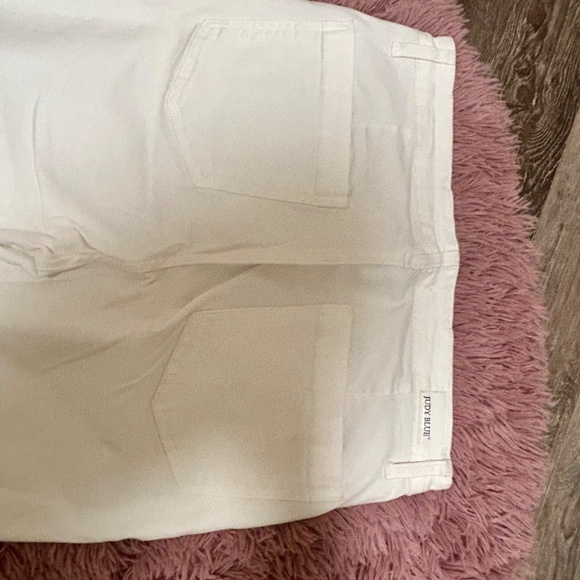 Judy Blue Bootcut White Jeans size 13/31 Women’s - Picture 6 of 6